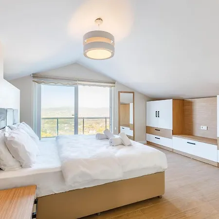Spacious With Private Pool And Garden In Kartepe Villa *