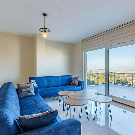 Spacious With Private Pool And Garden In Kartepe Villa Sakarya